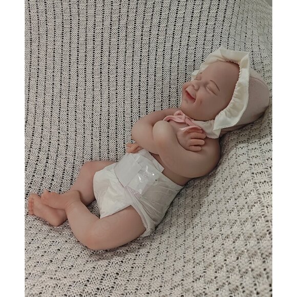 3.1kg Full Body Silicone Sleeping Girl 45CM Reborn Baby Dolls W/Drink-Wet System - Picture 15 of 16